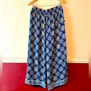 Max Studio blue paisley chiffon wide leg ankle‎ pants